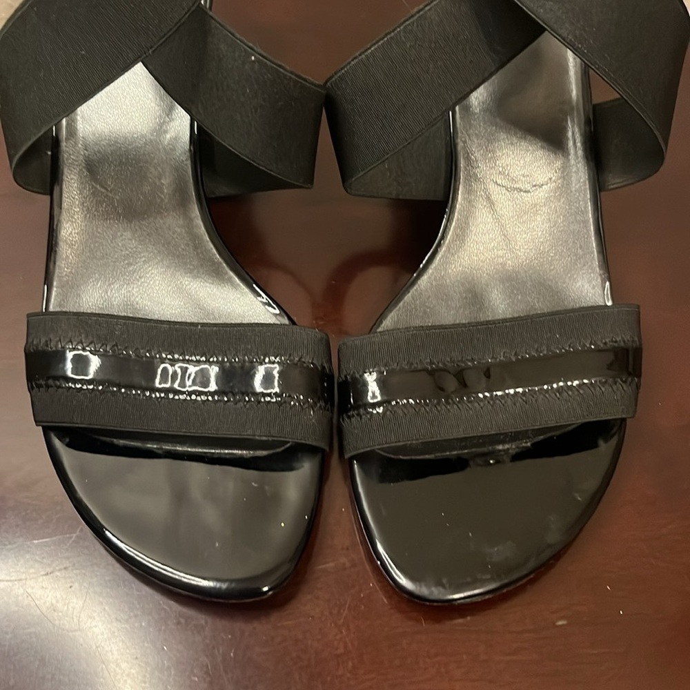Stuart Weitzman Size 8 Open Toe Strappy Shoes - Picture 9 of 9